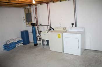 townhouse apartment for rent in Madison WI - washer and drier
